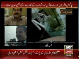 Watch -Karachi Police officials pledging their support for robberies