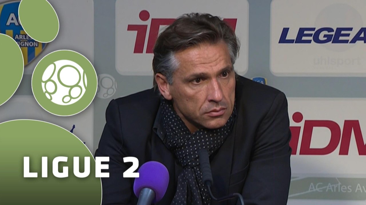 Conférence de presse AC Arles Avignon - Chamois Niortais (1-0) : Stéphane CRUCET (ACA) - Régis BROUARD (NIORT) - 2014/2015