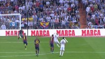 Real Madrid vs Barcelona 3-1 Karim Benzema Goal - ( El Clasico ) 25/10/2014