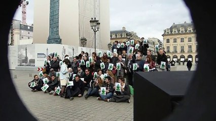 AICA France / flash mob / Paul McCarthy