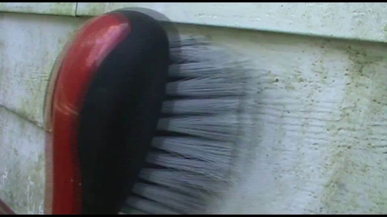 Cleaning Aluminum Siding
