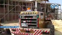 بالفيديو.. محافظ دمياط يصادر معدات البناء على الأراضي الزراعية