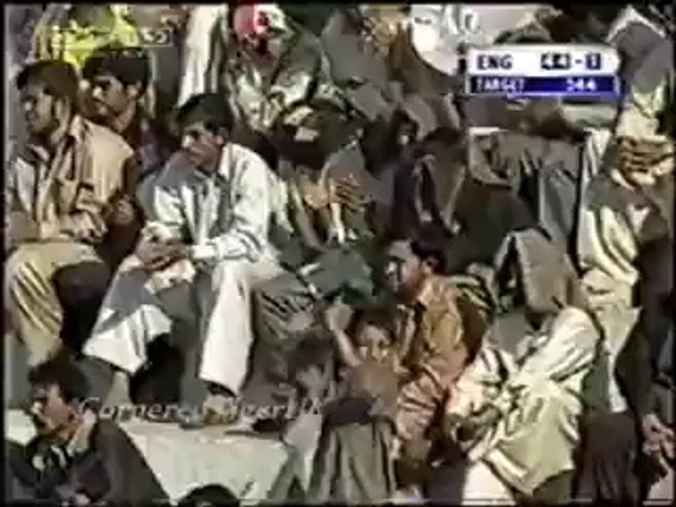 Saqlain Mushtaq-Magical DOOSRA Vs Marcus Trescothick 2000