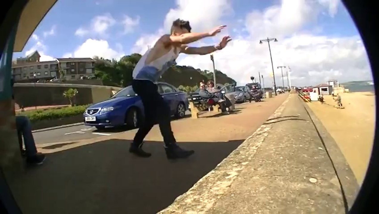 [+18 ~ Sexy Funny Girl]Handspring Front flip Fail - Fails World