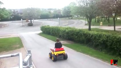 [+18 ~ Sexy Funny Girl]litlle jeep failure