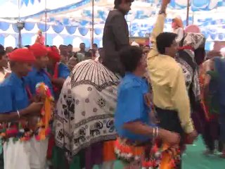 full dhamal red dance group