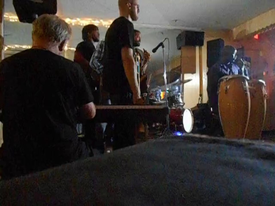 Trompet black au" ooh poo pah doo bar" au coeur de Treme (New Orleans)