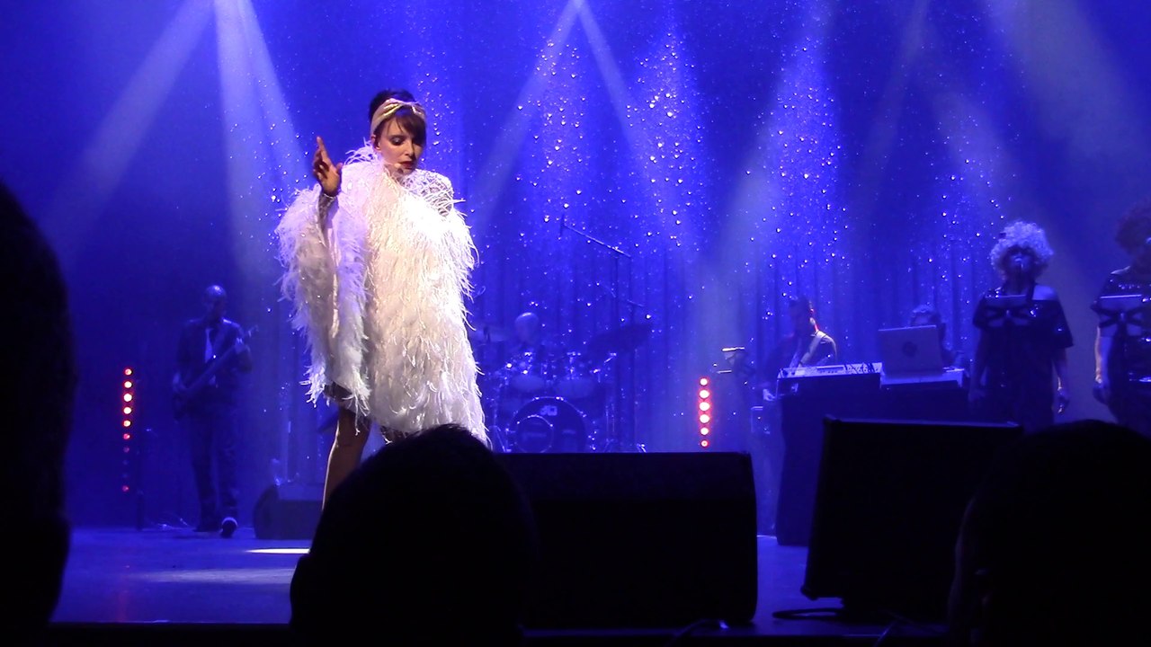 Jeanne Mas L'enfant Folies Bergère 17 10 2014