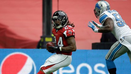 Ryan 7-yard touchdown pass to Freeman