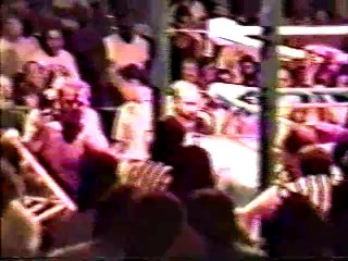 Cactus Jack vs Eddie Gilbert, 2out3 Matches, Stretcher Match (1991.08.03 TWA) 02