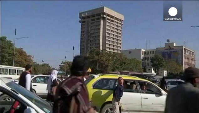Afghanistan: ammainate le bandiere USA e britannica. Fine della missione Nato