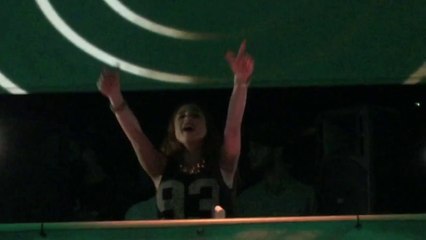 Juicy M - Seven Nation Army Remix Live