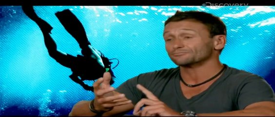 Беър Грилс Екстремно оцеляване заснето на камера Вода