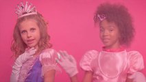 De jeunes princesses disent «fuck» au sexisme