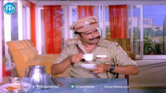 Patnam Vachina Pativrathalu Movie - Geetha, Nutan Prasad, Radhika, Mohanbabu, Chiranjeevi Chasing Scene