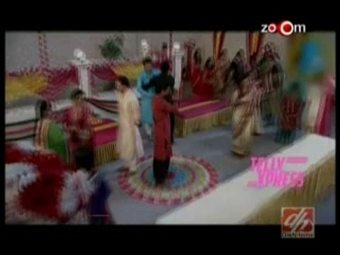 Kumkum Bhagya 27th September 2014 Abhi confeses his love for Tanu in front of Pragya apnicommunity.com