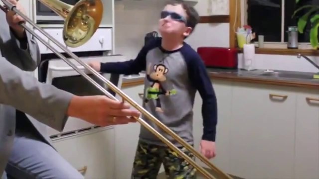 Quand maman n'est pas a la maison (REMIX)