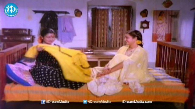 Patnam Vachina Pativrathalu Movie - Geetha, Raadhika, Chiranjeevi, Mohanbabu, Nirmalamma Nice Scene