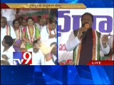 T Cong demands 8 hours power to farmers, stages dharna - Tv9