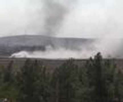 Yaralılar beyaz bayrak asılı kamyonetlerle taşınıyor