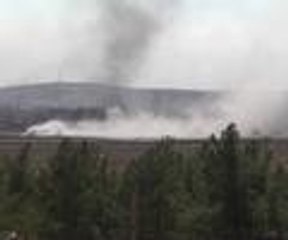 Yaralılar beyaz bayrak asılı kamyonetlerle taşınıyor