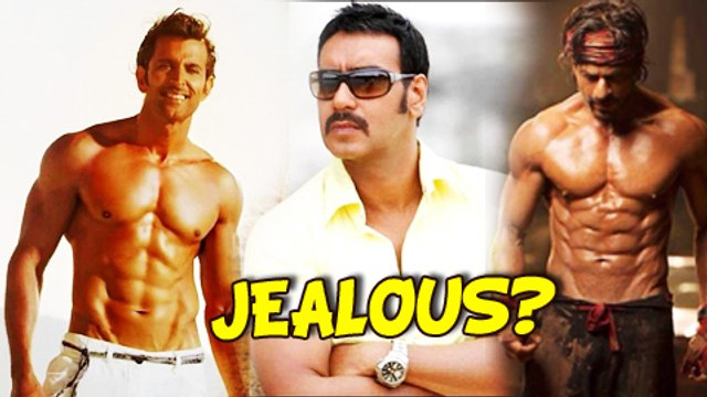 Ajay Devgn Takes A Dig At Shahrukh Khan And Hrithik Roshan Abs | Action Jackson Trailer Launch
