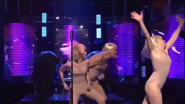 Jim Carrey parodie le clip de Sia Chandelier