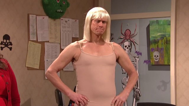 Jim Carrey se déchaîne en body sur Chandelier au Saturday Night Live