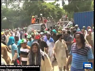 Dunya News - Qadri packs bags for USA after thundering for months in Pakistan