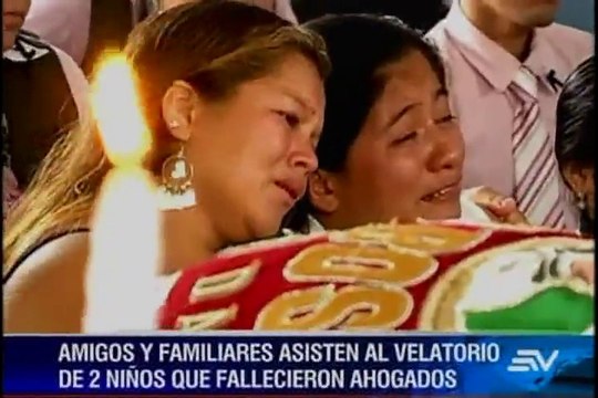 Sepelio de niños ahogados en Santa Lucía