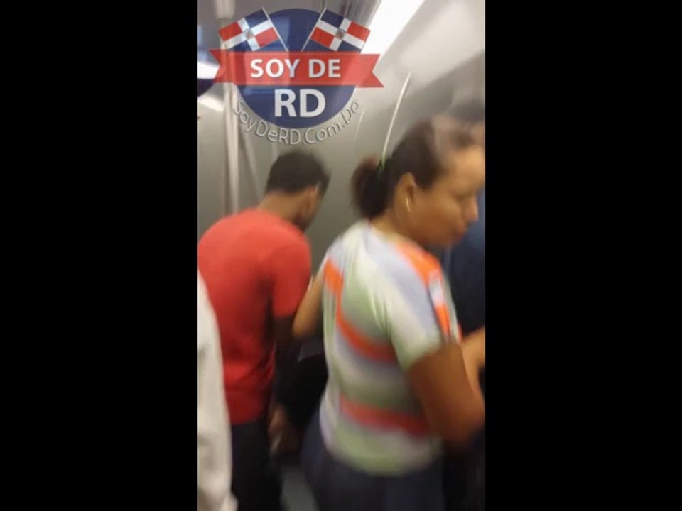 Detalles Sobre El Atentado En El Metro De Santo Domingo - Hombre Se Prende y Deja 35 Heridos