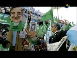 Argentines mark 4th anniversary of the death of Nestor Kirchner