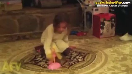 Sahibine Daha Fazla Dayanamayıp İntihar Eden Oyuncak