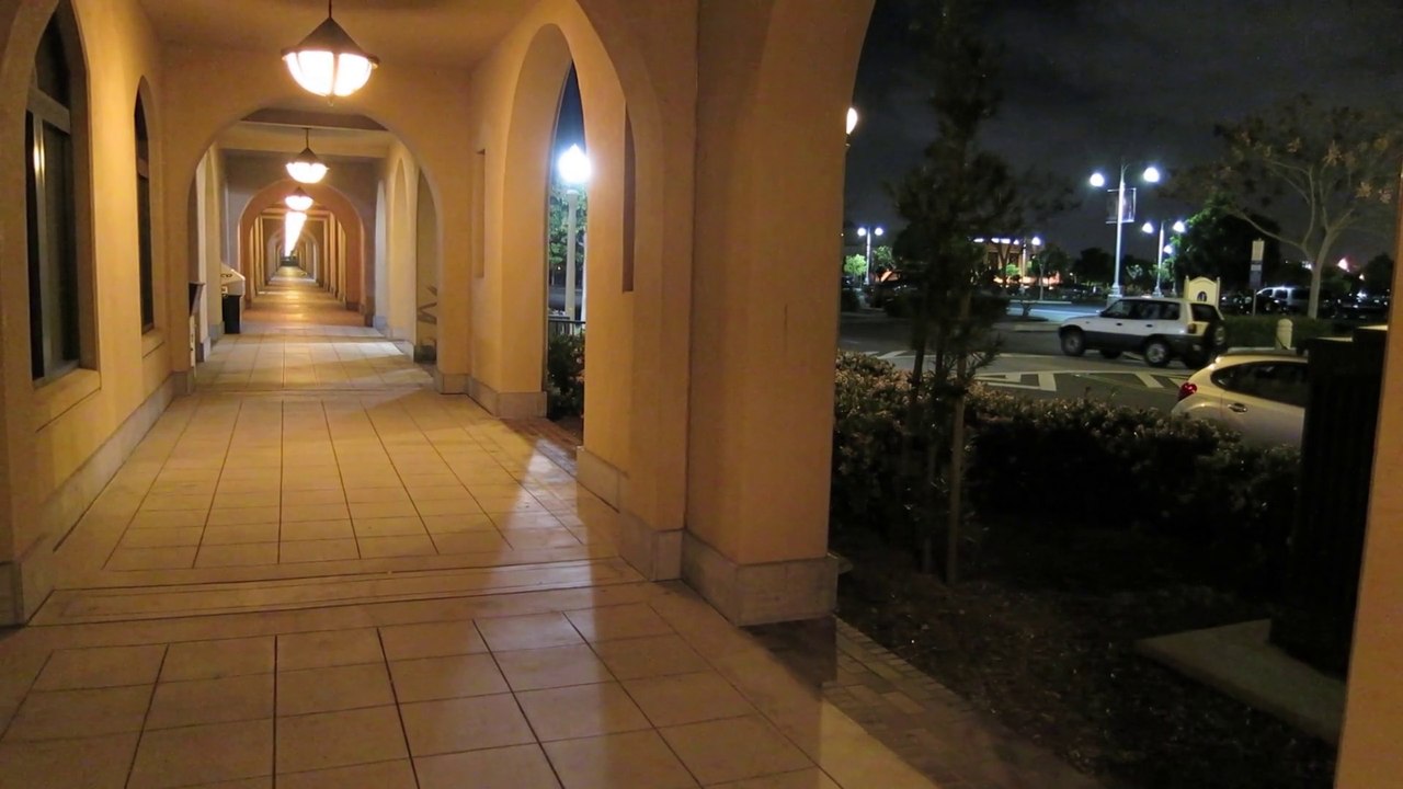 Sony Lav Mic with iPhone (ECM-CS10)