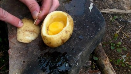 Patatesin İçinde Yumurta Haşlamak