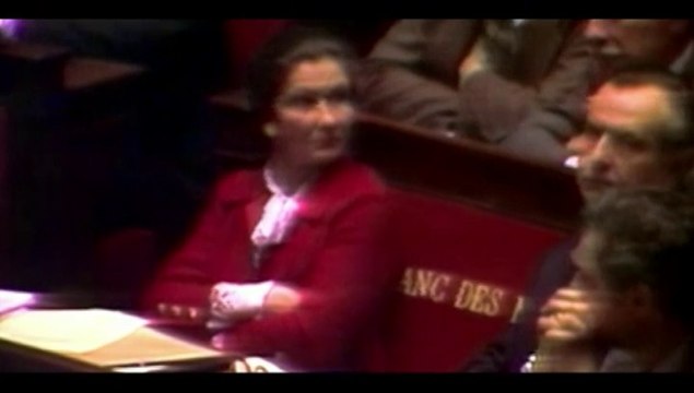Il y a 40 ans, face aux insultes et aux calomnies, Simone Veil défendait l'IVG