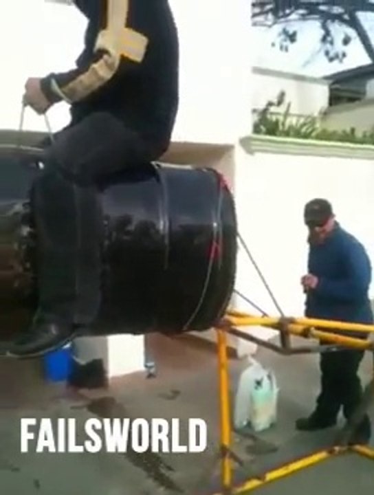[+18 ~ Sexy Funny Girl]Barrel Rodeo Fail Failsworld