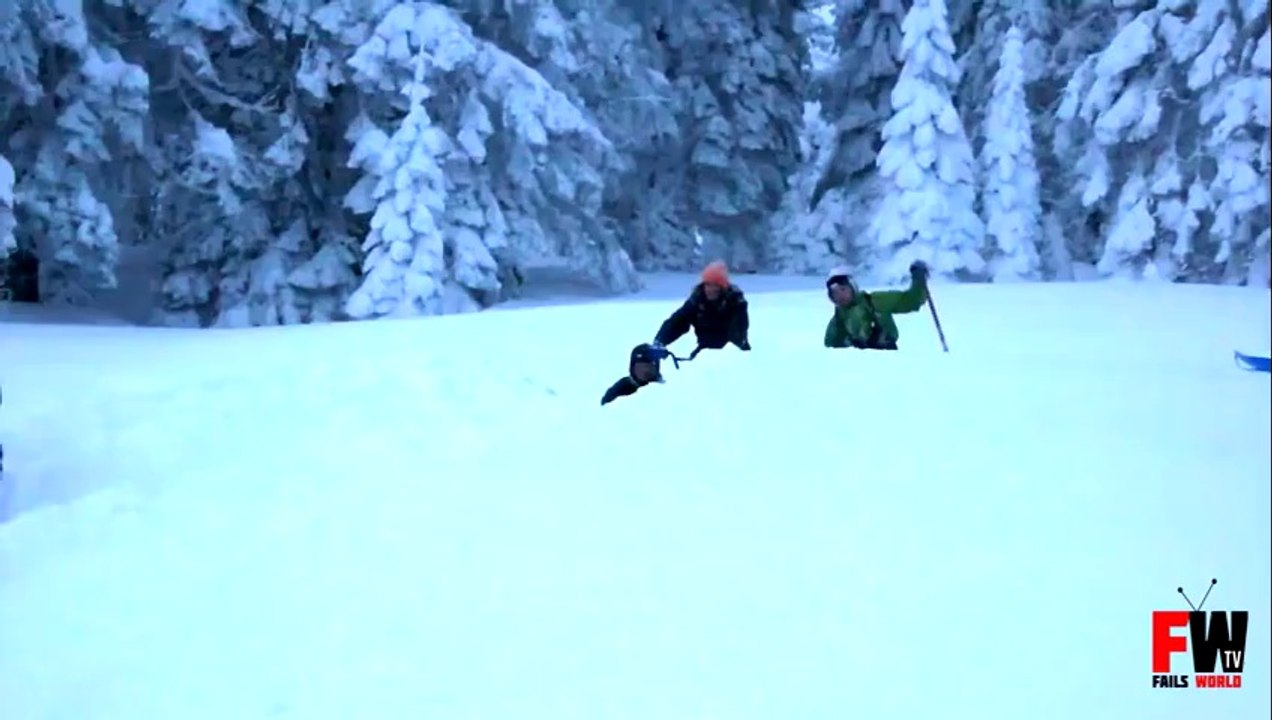 [+18 ~ Sexy Funny Girl]Bike Snow jump Fail - Fails World