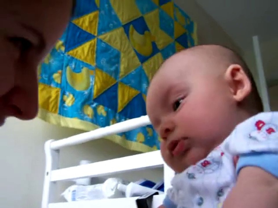 Baby Poops on Cue_youtube_original