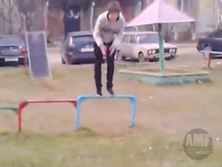 [+18 ~ Sexy Funny Girl]Broken teeth on the bar - Fails World