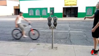 [+18 ~ Sexy Funny Girl]Jump Over Parking Meter Fail - Fails World