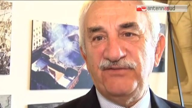 TG 27.10.14 Rogo e ricostruzione del Petruzzelli negli scatti di Luca Turi