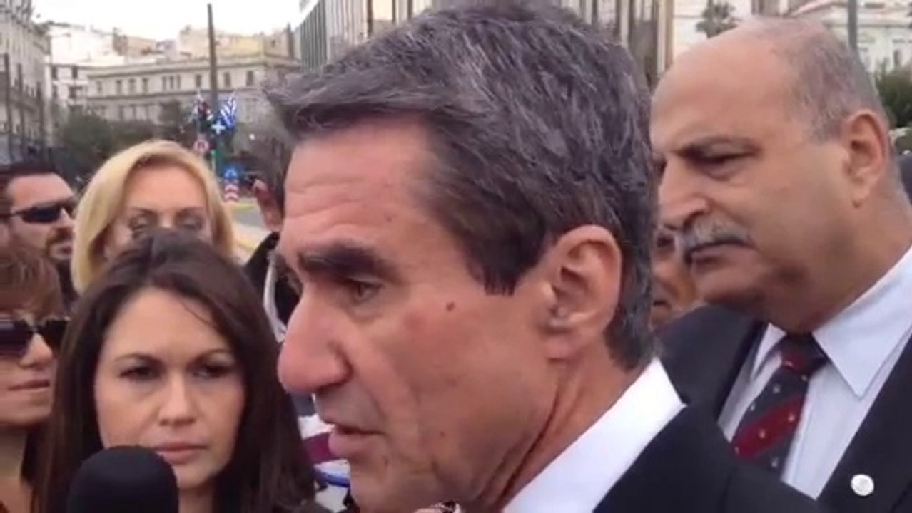Λοβέρδος: Δήλωση μετά τη μαθητική παρέλαση της 28ης Οκτωβρίου