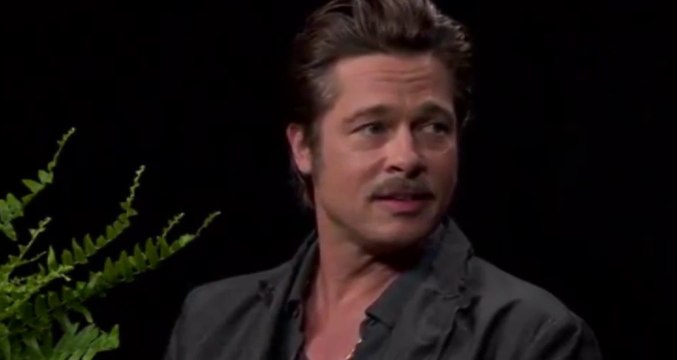 Brad Pitt sunucunun yüzüne tükürdü - Brad Pitt Between Two Ferns - Review