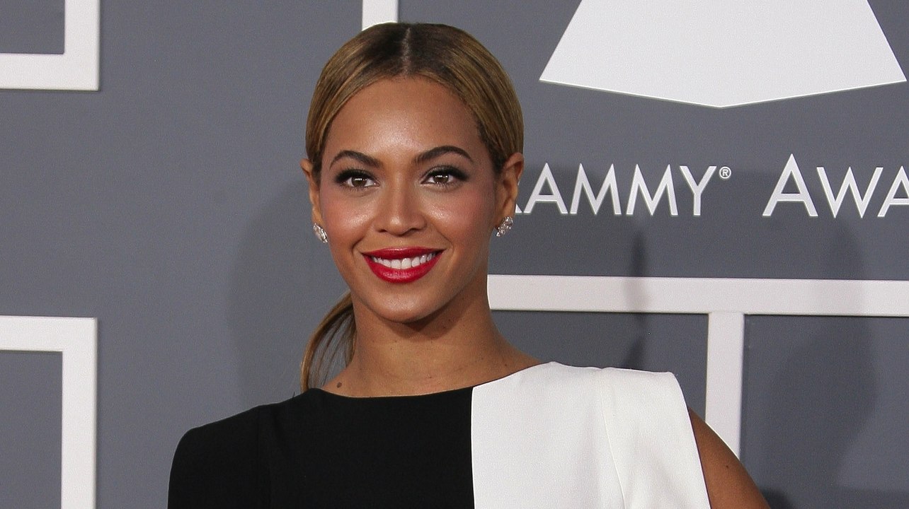 Beyonce Sells Workout Clothes