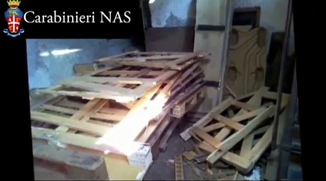 Catania - sequestro Nas, forno preparava pane e pizze con chiodi