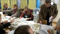 Η Ρωσία αναγνωρίζει τις εκλογές στην Ουκρανία (αλλά και τις εκλογές των αυτονομιστών)...
