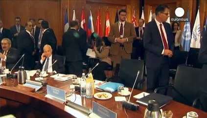 Berlin'de Suriyeli sığınmacıların durumu görüşüldü