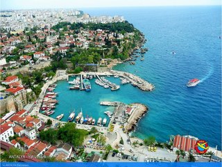 Bir Başkadır Benim Memleketim