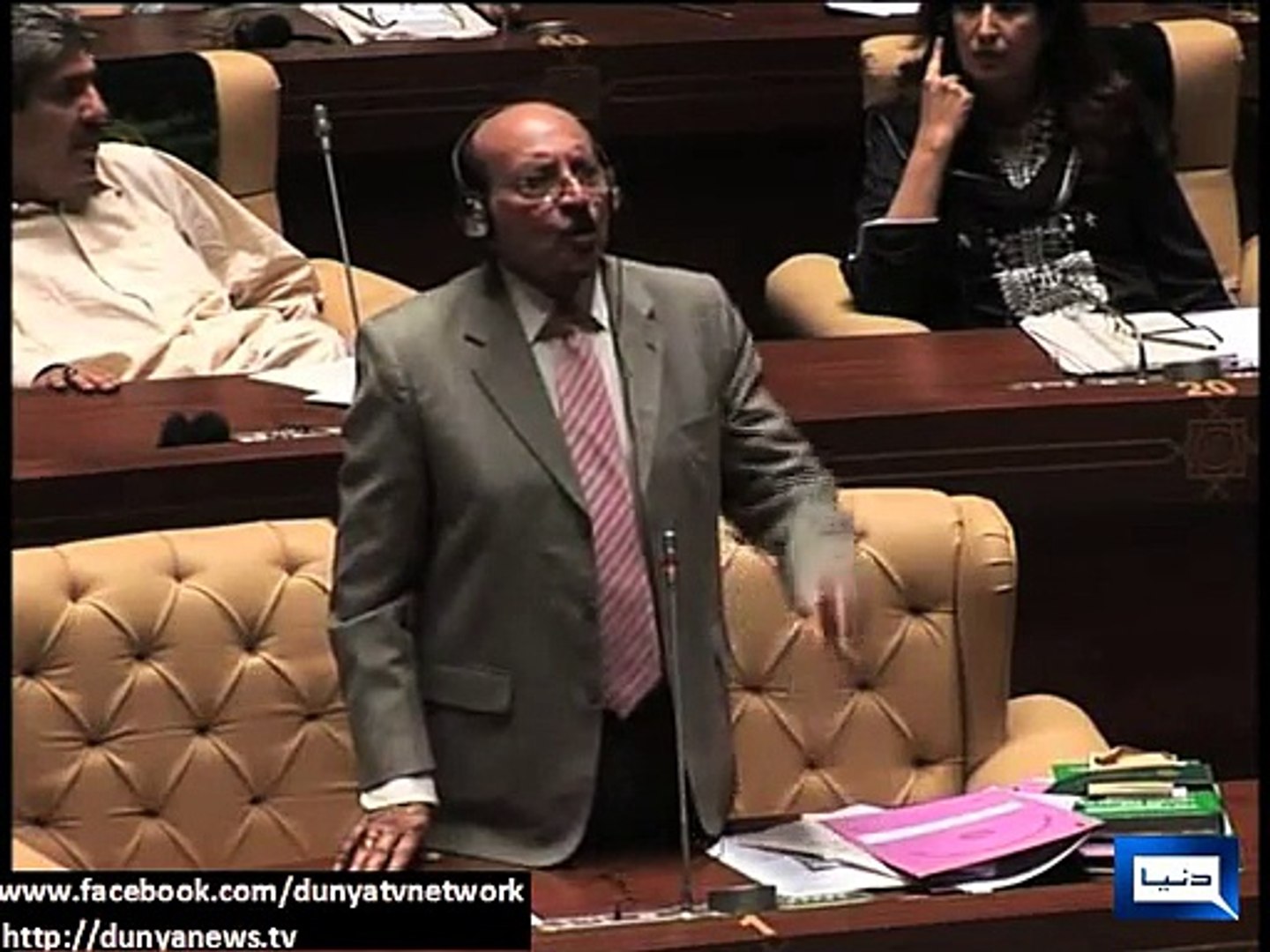 Dunya news-CM Sindh speaks in English during Assembly session